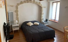 Studio Isola Village